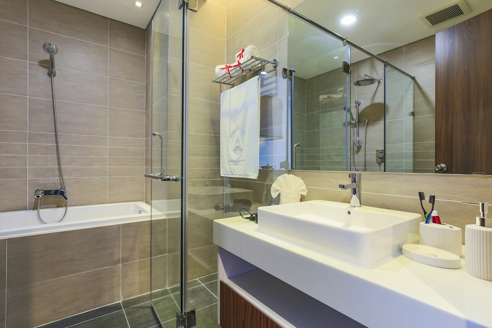 הו צ'י מין סיטי Aurora Serviced Apartments (Adults Only) מראה חיצוני תמונה